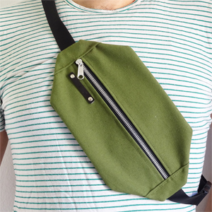 Green shoulder bag